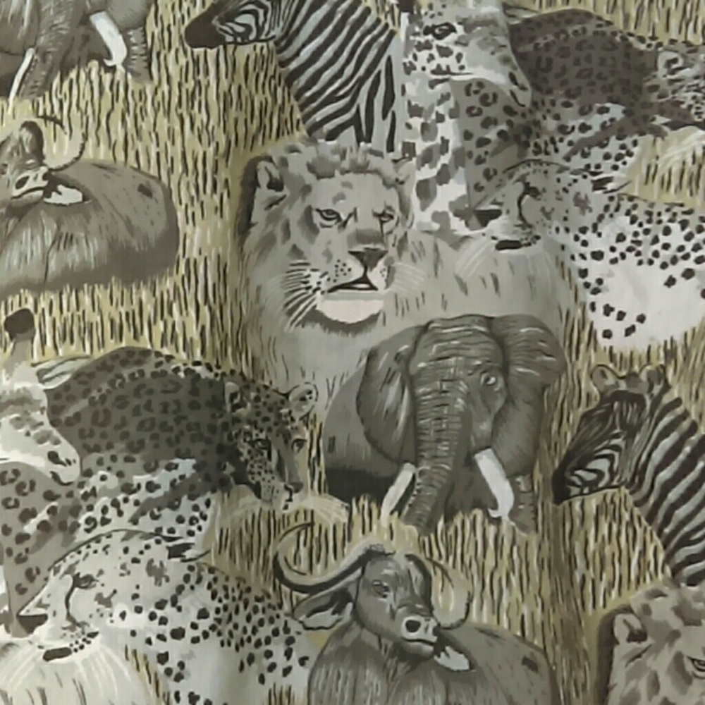 Shirt - Picture 4 of 4